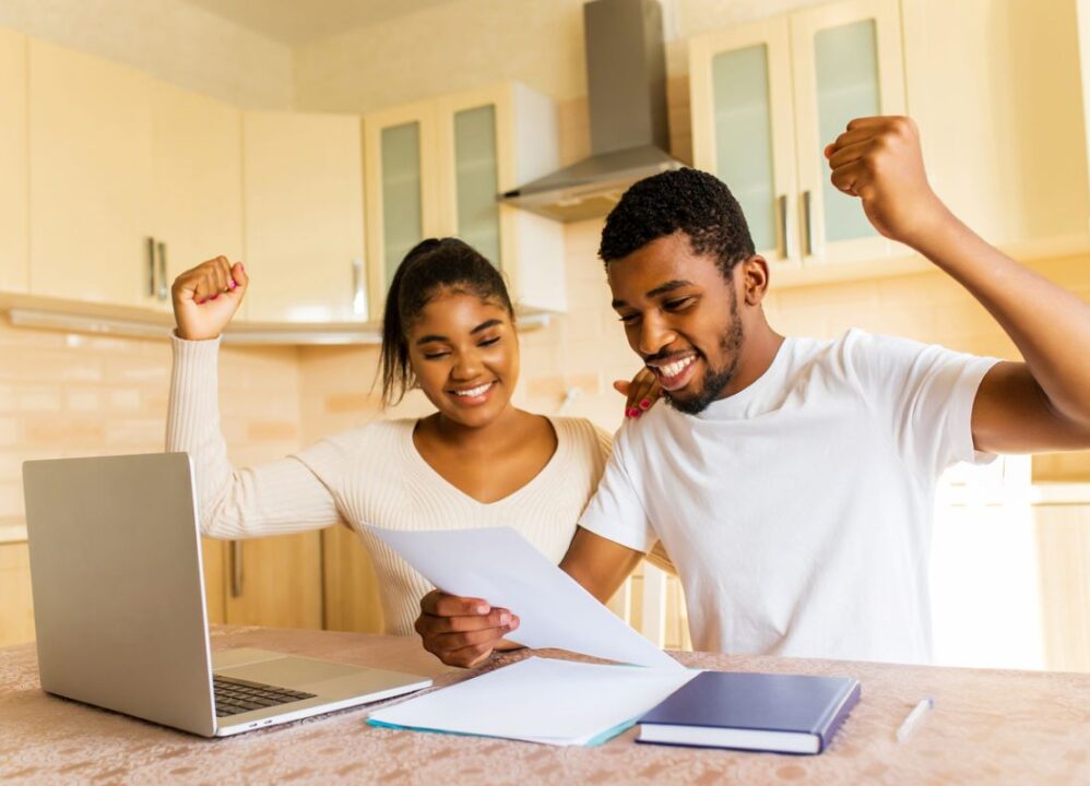 happy couple selling annuity for financial relief